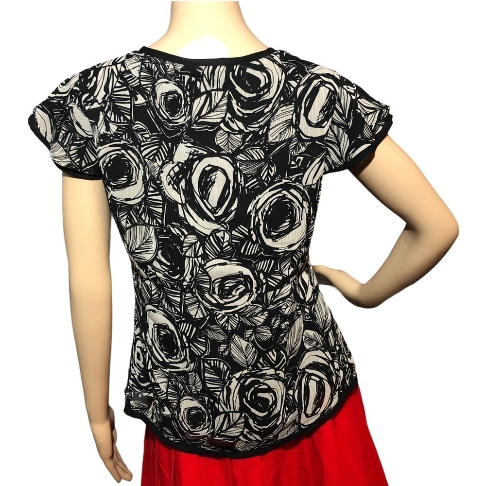 Van Heusen blouse vNeck Flower flower flutter - Picture 2 of 12